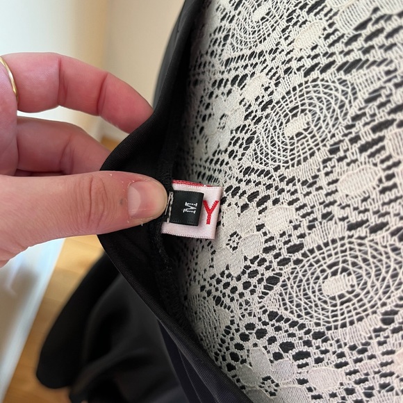 Vintage open shoulders black dress - Picture 4 of 4